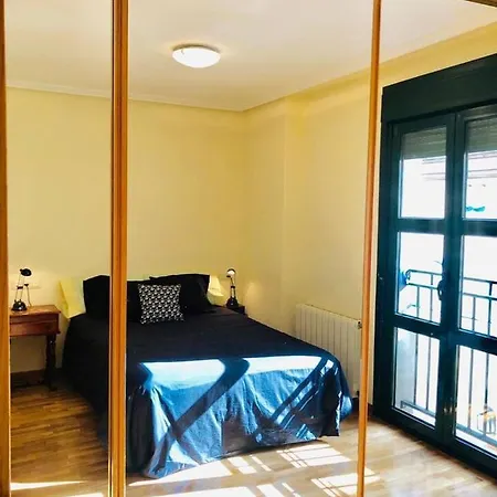 Apartamento Ideal Entre Playas. Zona Centro. *