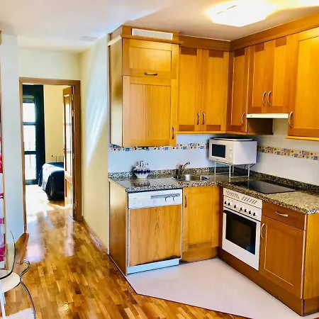 Apartamento Ideal Entre Playas. Zona Centro. *